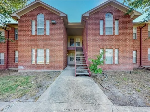 701C Balcones Dr #44, College Station, TX 77845