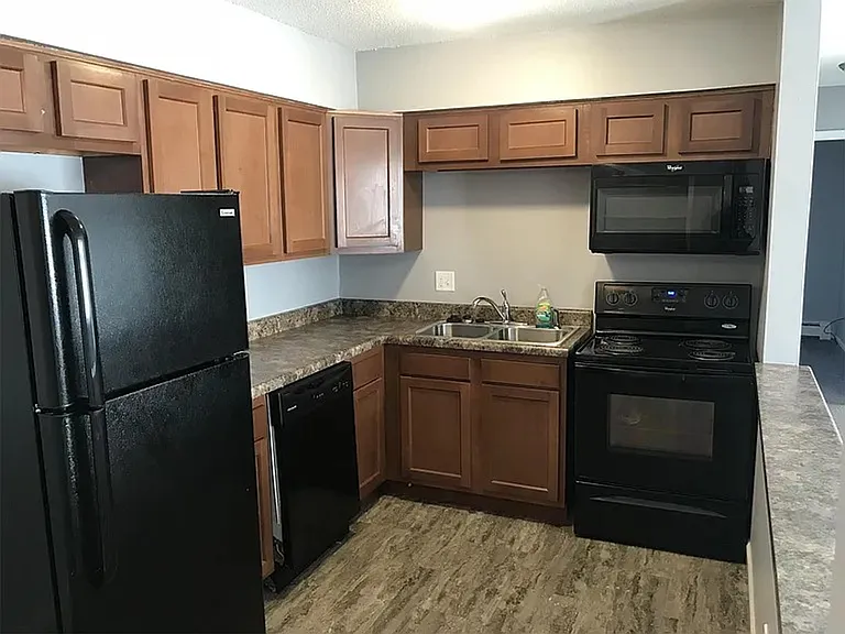 4171 E University Ave #4 — Photo 3
