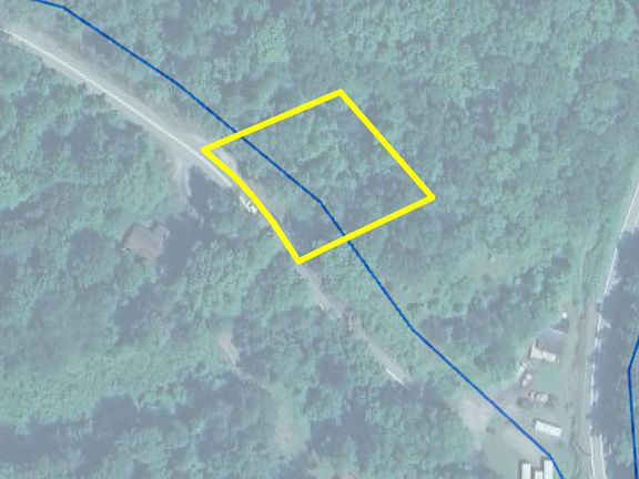 5th image of 5001 Greenview Rd