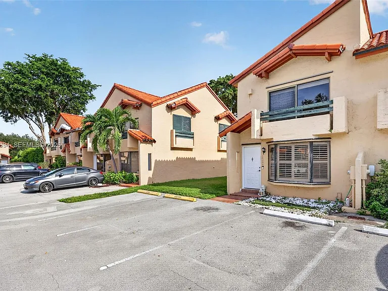 10206 SW 77th Ct — Photo 30