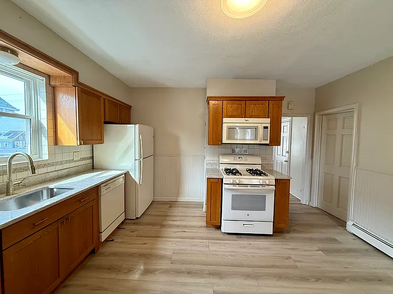 125 Doyle Ave #2 — Photo 5
