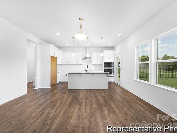 4th image of 419 Whispering Hills Dr #157BP
