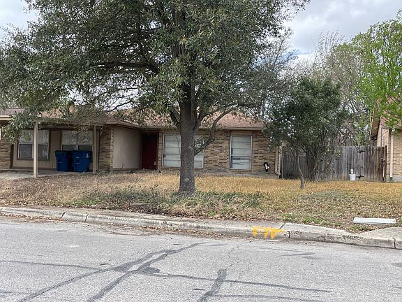 4th image of 2907 Charles Conrad Dr