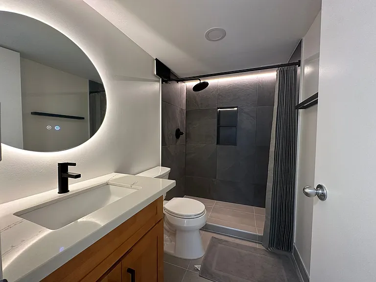 1804 Ala Moana Blvd #3B — Photo 6