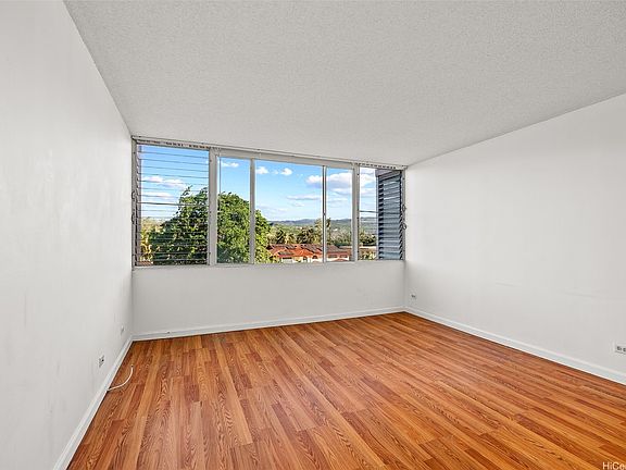 4th image of 3030 Ala Ilima St APT 301