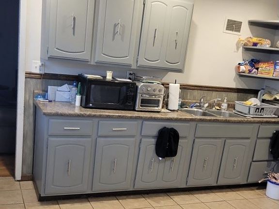 4th image of 422 N Forest Ave