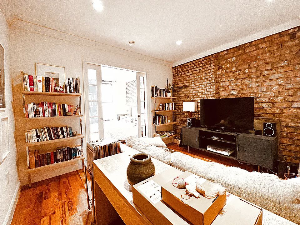 1st image of 340 E 55th St APT 3B