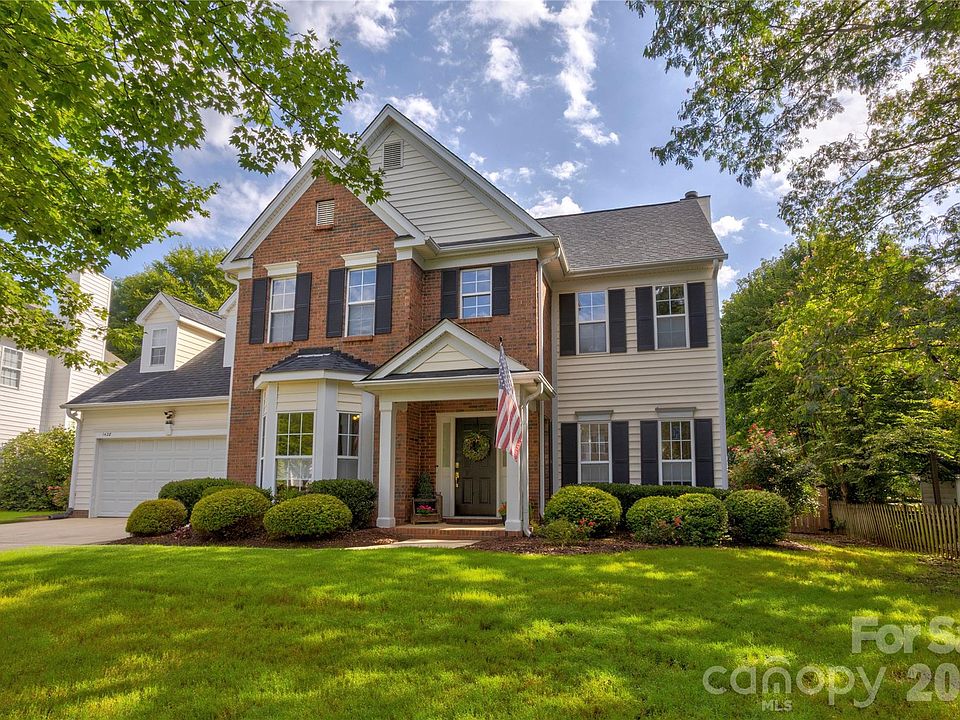1st image of 1428 Lockhart Pl NW