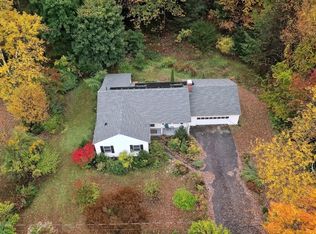 92 Cottage St, Greenfield, MA 01301