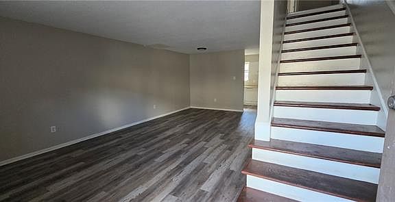 2nd image of 650 Central Ave APT 206