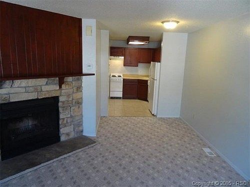 3rd image of 6361 Village Ln