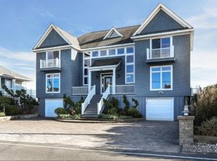 669 Dune Rd, Westhampton Beach, NY 11978