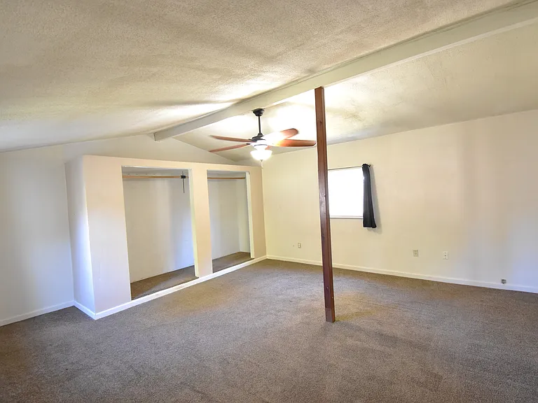 336 W Washington St — Photo 15