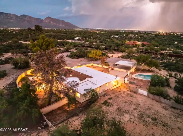 2350 W Sunkist Rd, Tucson, AZ 85755