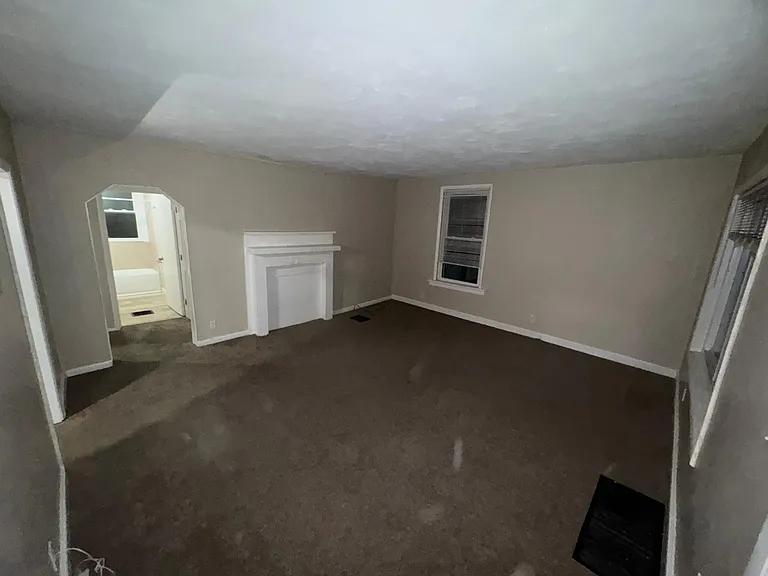 776 Clanora Dr — Photo 7