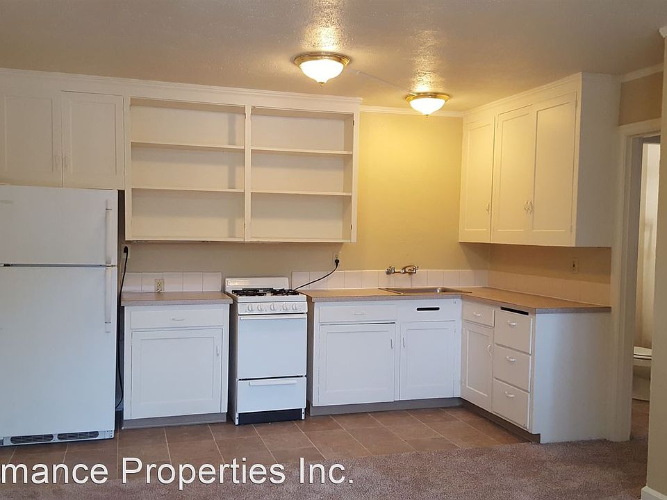 1st image of 7326 SE Milwaukie Ave #6