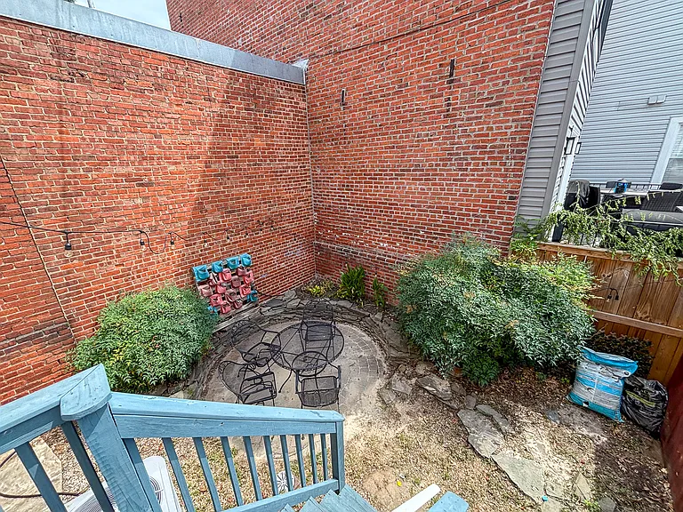 102 15th St SE #1 — Photo 27