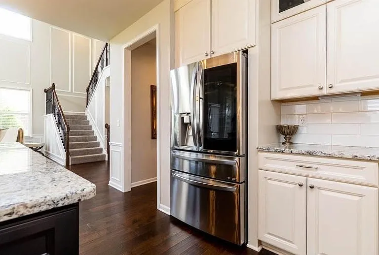 1127 Longspur Blvd — Photo 25