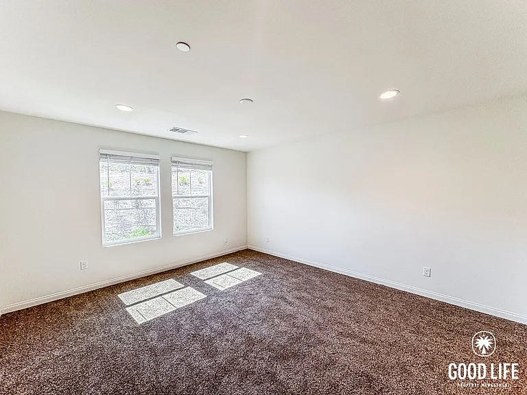 1923 Cicely St — Photo 18