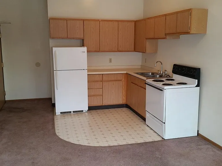 116 N 7th Ave E #5 — Photo 2