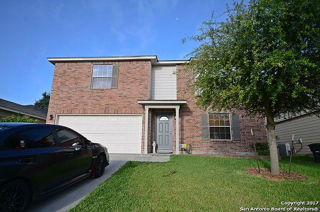 1st image of 815 Magnolia Bnd