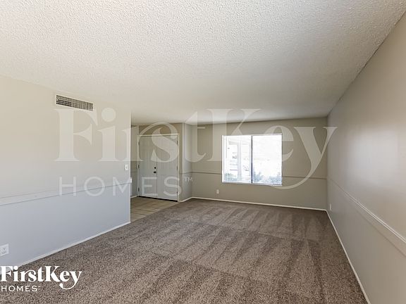 3rd image of 4832 W Townley Ave