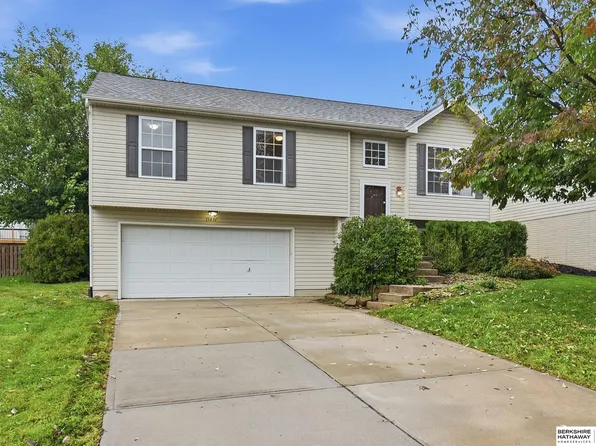 15440 Davidson St, Bennington, NE 68007