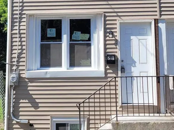 21 Trent Ave, Trenton, NJ 08618