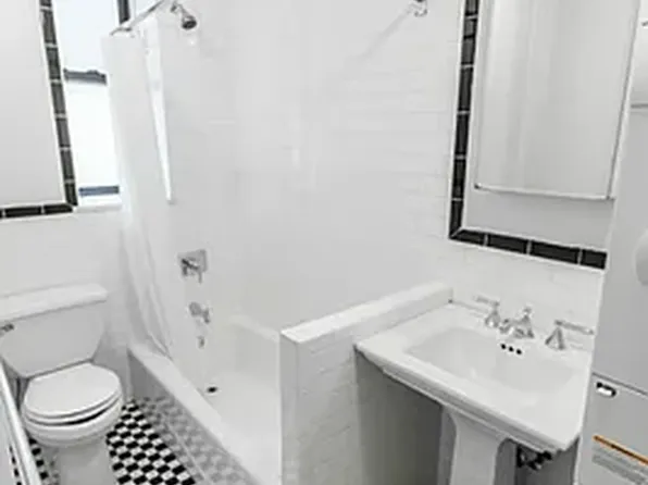 1504 Lexington Avenue 4B image 6 of 6