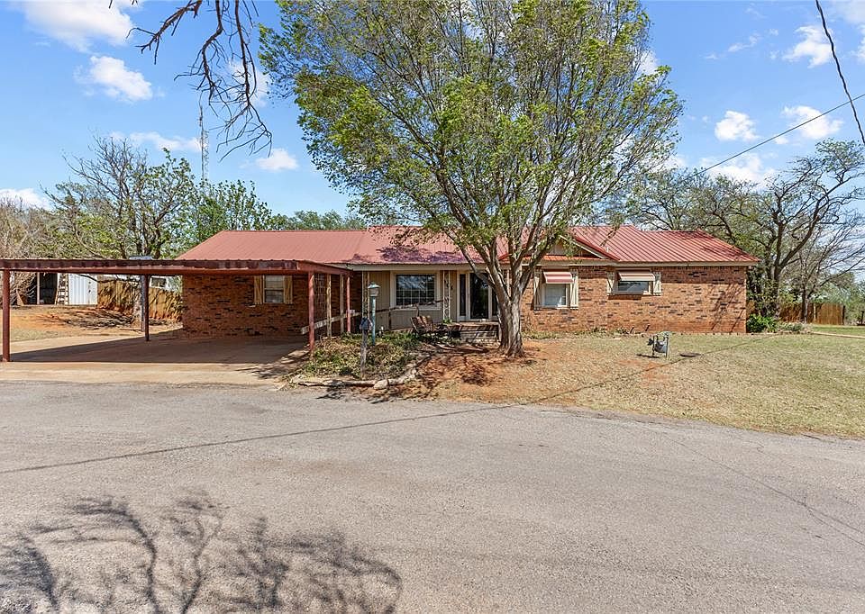 1st image of 301 Jefferson Dr