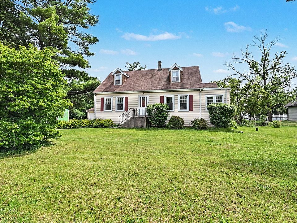 1st image of 8901 Elm Ave