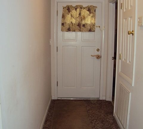 5th image of 106 Sherwood Ct