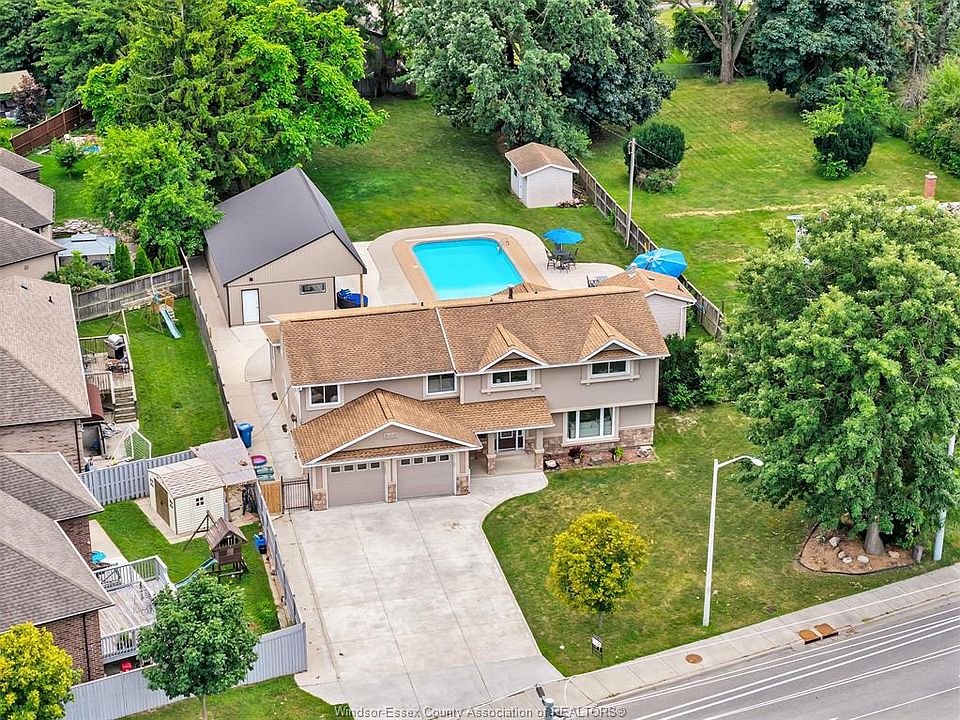1st image of 845 Cabana Rd E