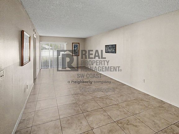 5th image of 12471 McGregor Blvd Unit 10-1