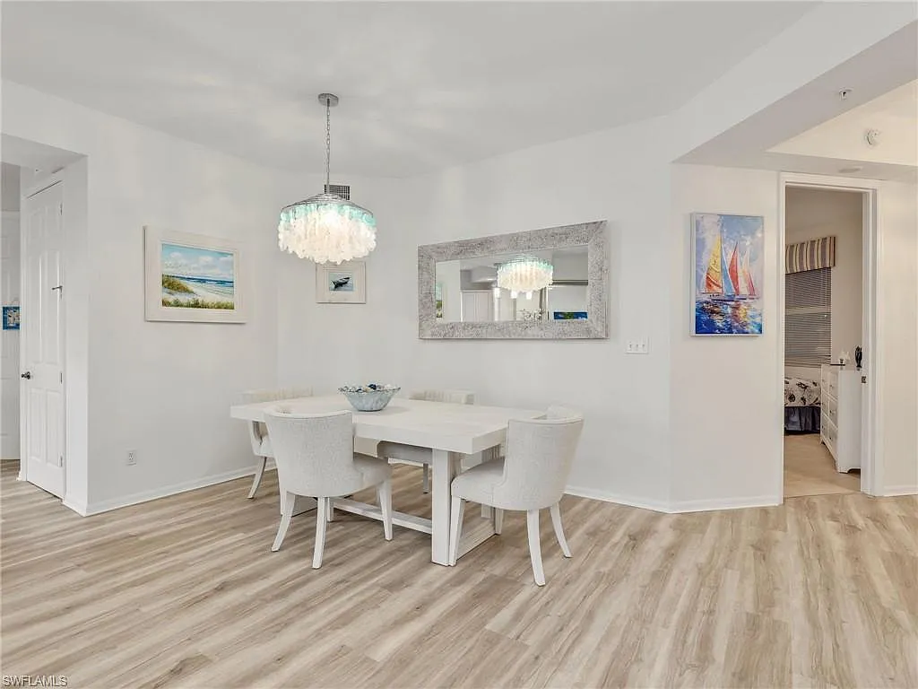 3 bed, 3.0 bath, 2035 sqft, $15,000 — Photo 4