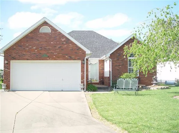 205 W Hickory St, Jerseyville, IL 62052