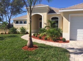 4702 SW 16th Place Cpe, Coral, FL 33914