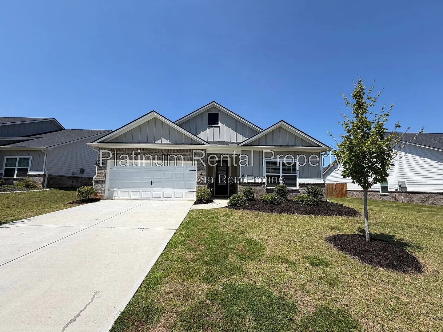 3 bed, 2.0 bath, 2027 sqft, $2,250 — Photo 3