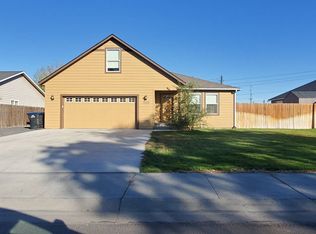 1519 N Buell Dr, Moses Lake, WA 98837
