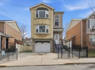 105 Peabody Pl #2, Newark, NJ 07104