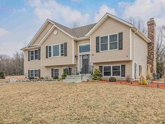 3rd image of 63 Hickory Ln