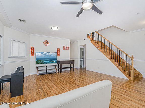 4th image of 1263 Mason Ave