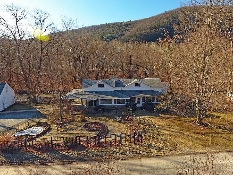 1st image of 30 W Cottage Dr