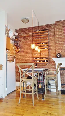 Rented by City Connections Realty | media 16