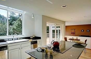 2nd image of 4039 NE 204th St