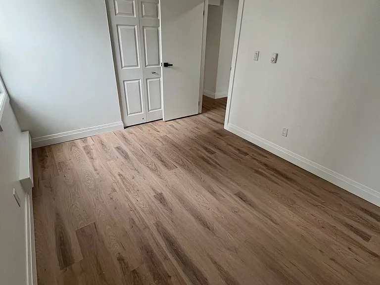 434 King St — Photo 9