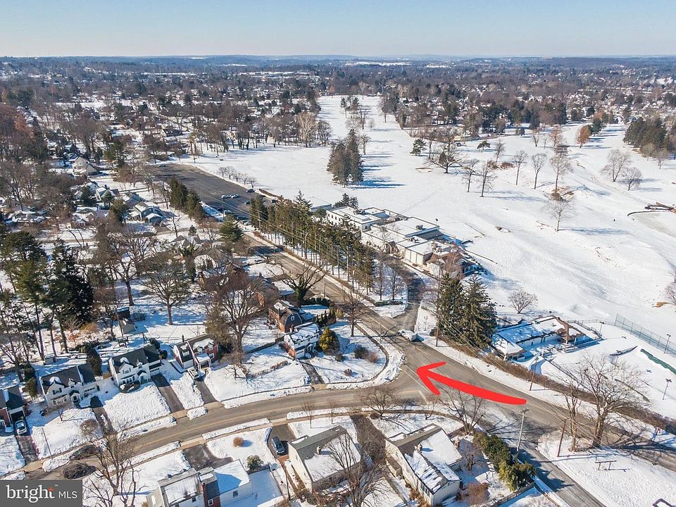 1st image of 776 Brooke Rd