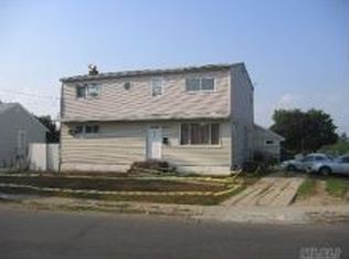 295 Jefferson Ave, Amityville, NY 11701