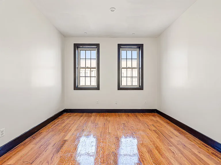 1287 Greene Ave #3R — Photo 6