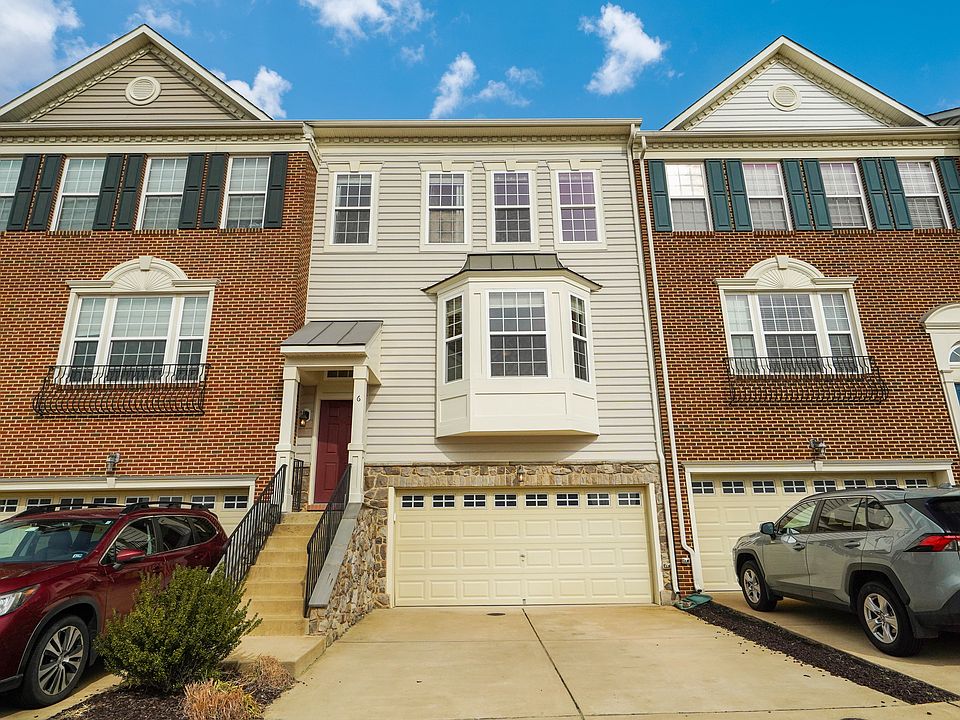 1st image of 6 Lamplighter Ln
